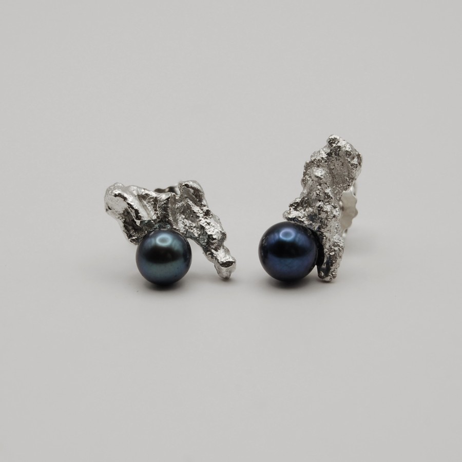 Silver Nugget earrings with pearl