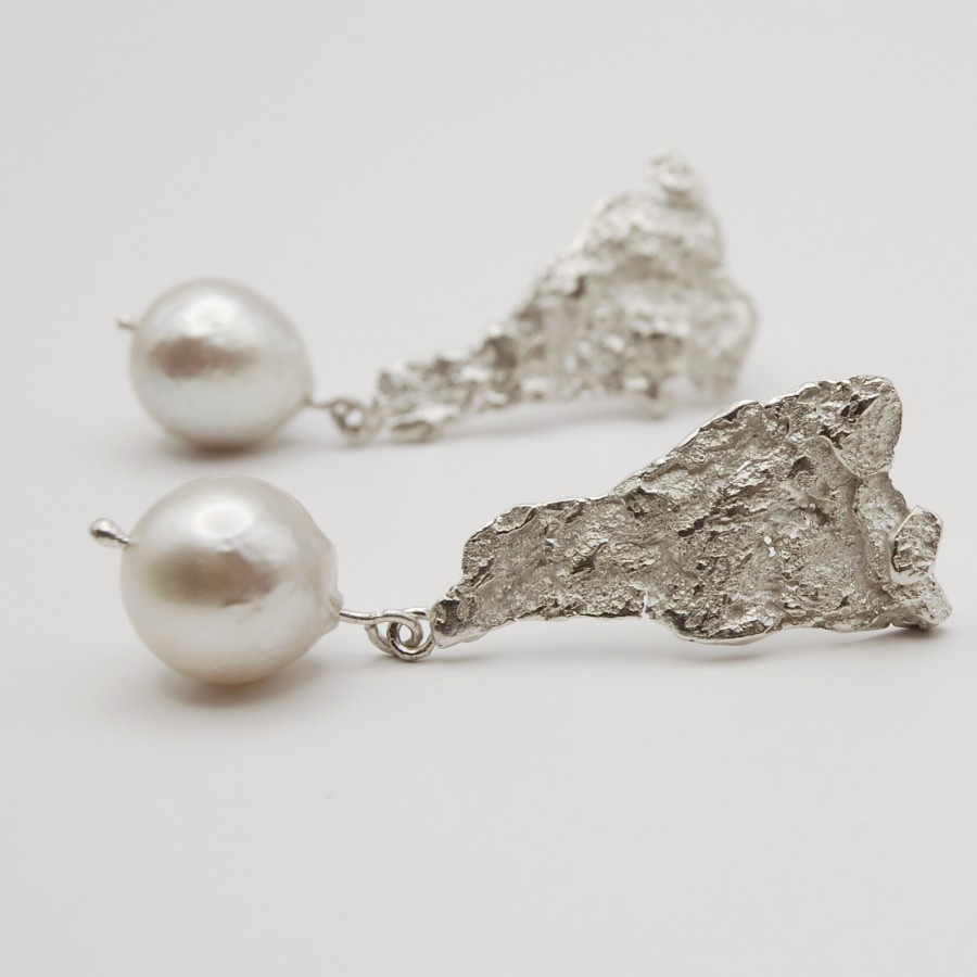 Medusa earrings with pearls Medusa earrings with pearls