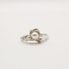 Ring with the pearls
