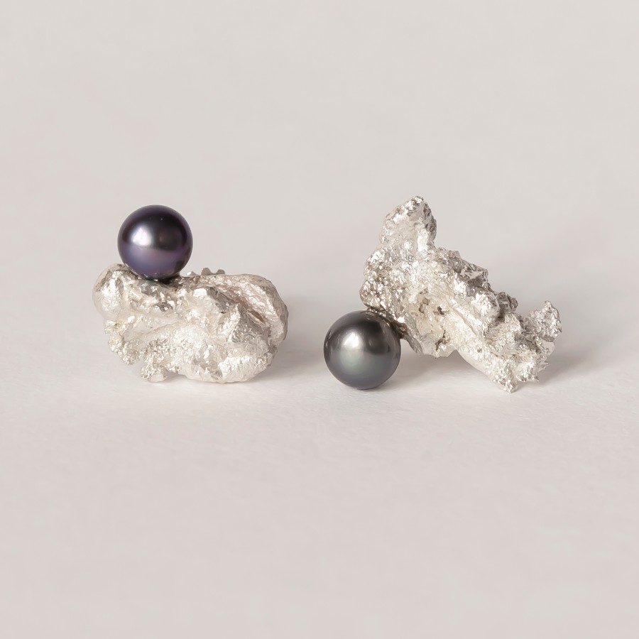 Silver Nugget earrings with pearl